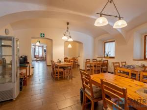 Prodej ubytování, Svoboda nad Úpou, 5. května, 1050 m2