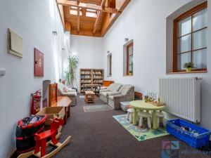 Prodej ubytování, Svoboda nad Úpou, 5. května, 1050 m2