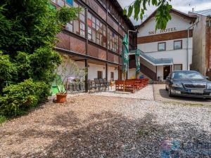 Prodej ubytování, Svoboda nad Úpou, 5. května, 1050 m2