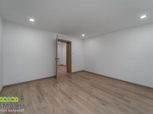 Pronájem rodinného domu, Staré Město, 85 m2