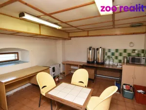 Prodej výrobních prostor, Libějovice, 1065 m2