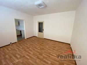 Pronájem bytu 2+1, Opava - Předměstí, Hradecká, 43 m2
