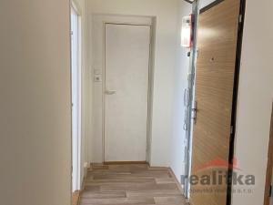 Pronájem bytu 2+1, Opava - Předměstí, Hradecká, 43 m2