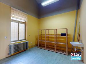 Pronájem obchodního prostoru, Plzeň, Veleslavínova, 70 m2
