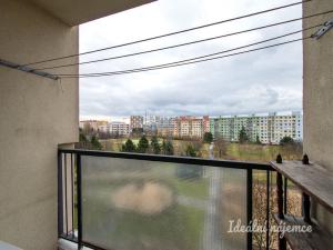 Pronájem bytu 3+kk, Praha - Petrovice, Rezlerova, 65 m2