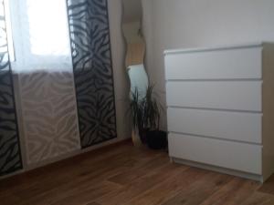 Pronájem bytu 1+kk, Liberec - Liberec XIV-Ruprechtice, Na Pískovně, 20 m2