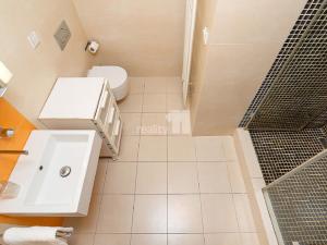 Pronájem bytu 2+kk, Praha - Nové Město, Senovážné náměstí, 73 m2
