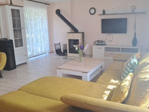 Prodej rodinného domu, Karlovy Vary, Sopečná, 350 m2