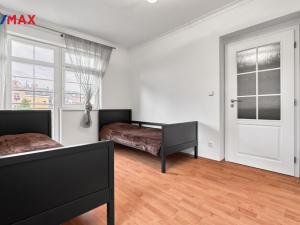 Prodej bytu 3+1, Karlovy Vary, Raisova, 118 m2