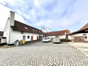 Prodej vícegeneračního domu, Hýskov, Prostřední, 239 m2