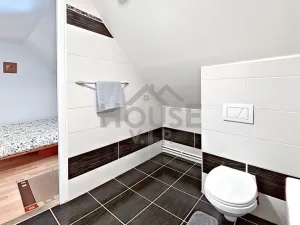 Prodej vícegeneračního domu, Hýskov, Prostřední, 239 m2