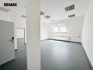 Pronájem kanceláře, Písek - Pražské Předměstí, Vladislavova, 65 m2
