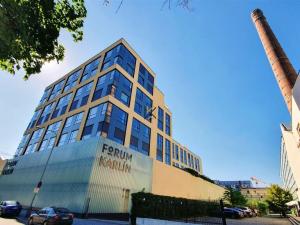 Pronájem obchodního prostoru, Praha, Pernerova, 595 m2