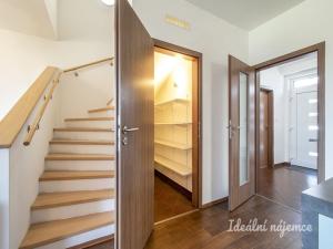Pronájem bytu 4+kk, Praha - Stodůlky, Kecova, 201 m2