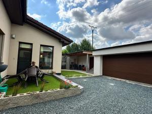 Prodej rodinného domu, Hajany, 146 m2