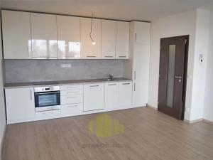 Pronájem bytu 2+kk, Olomouc, Topolová, 55 m2