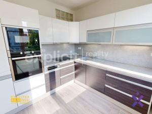 Pronájem bytu 3+1, Zlín, Budovatelská, 68 m2