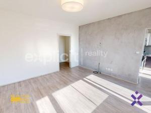 Pronájem bytu 3+1, Zlín, Budovatelská, 68 m2