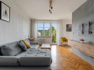 Prodej bytu 2+1, Mníšek pod Brdy, Jana Šťastného, 51 m2