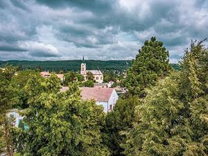 Prodej bytu 2+1, Mníšek pod Brdy, Jana Šťastného, 51 m2