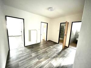 Pronájem bytu 3+1, Rožmitál na Šumavě, 220 m2