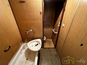 Prodej bytu 1+1, Krupka - Maršov, Karla Čapka, 34 m2