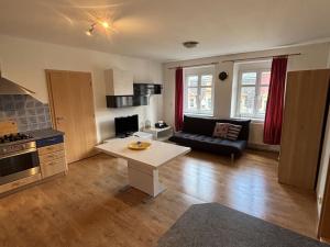 Prodej bytu 4+kk, Karlovy Vary - Rybáře, Sokolovská, 75 m2