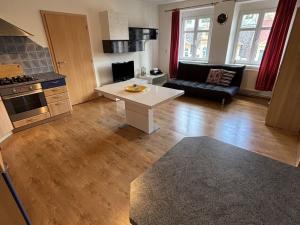 Prodej bytu 4+kk, Karlovy Vary - Rybáře, Sokolovská, 75 m2