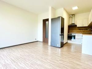 Prodej bytu 2+kk, Vestec, U Hrubých, 42 m2