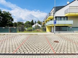 Prodej bytu 2+kk, Vestec, U Hrubých, 42 m2