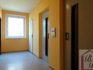 Pronájem bytu 2+kk, Mladá Boleslav, tř. Václava Klementa, 41 m2