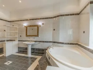 Prodej bytu 4+1, Praha - Vinohrady, 165 m2