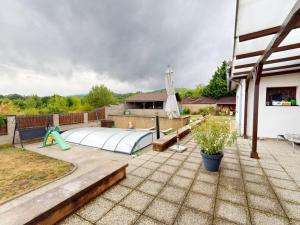 Prodej rodinného domu, Lom, Březová, 200 m2