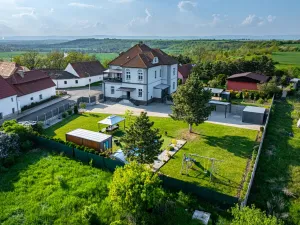 Prodej rodinného domu, Žatec - Záhoří, 382 m2