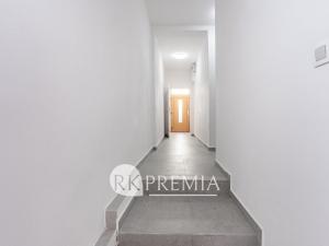 Pronájem bytu 2+kk, Teplice, Revoluční, 56 m2