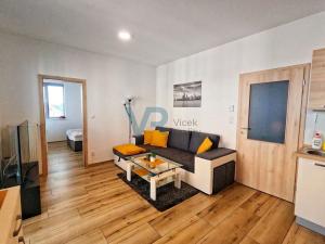 Pronájem bytu 2+kk, České Budějovice, Na Zlaté stoce, 48 m2