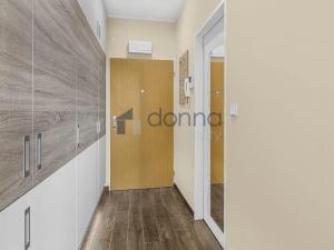 Pronájem bytu 1+kk, Praha, Sobotecká, 24 m2