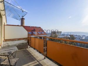 Pronájem bytu 1+kk, Praha, Sobotecká, 24 m2