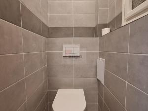 Pronájem bytu 2+kk, Praha - Břevnov, Nad Kajetánkou, 48 m2