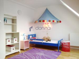 Pronájem rodinného domu, Praha, Na Fialce I, 180 m2