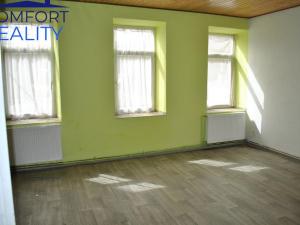 Prodej kanceláře, Loužnice, 561 m2