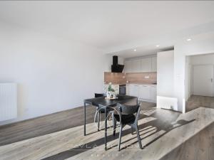 Pronájem bytu 2+kk, Plzeň, Rubínová, 61 m2