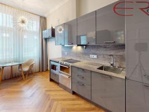 Pronájem bytu 1+kk, Jablonec nad Nisou, Komenského, 31 m2