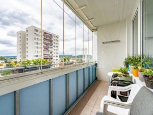 Pronájem bytu 3+kk, Praha, Na betonce, 80 m2