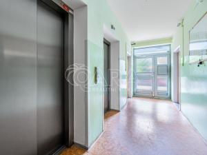 Pronájem bytu 3+kk, Praha, Na betonce, 80 m2