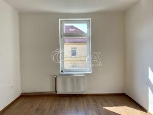 Pronájem bytu 1+1, Králův Dvůr - Počaply, Plzeňská, 35 m2