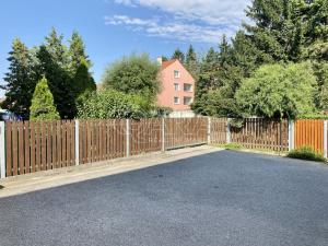 Pronájem bytu 1+1, Králův Dvůr - Počaply, Plzeňská, 35 m2