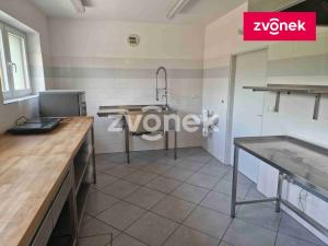 Pronájem výrobních prostor, Kudlovice, 1074 m2
