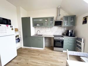 Pronájem bytu 2+kk, Kařez, 62 m2