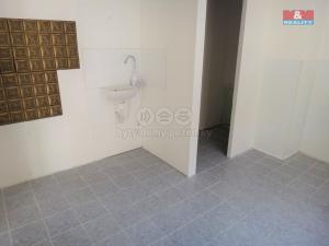 Pronájem obchodního prostoru, Kladno, Komenského, 13 m2